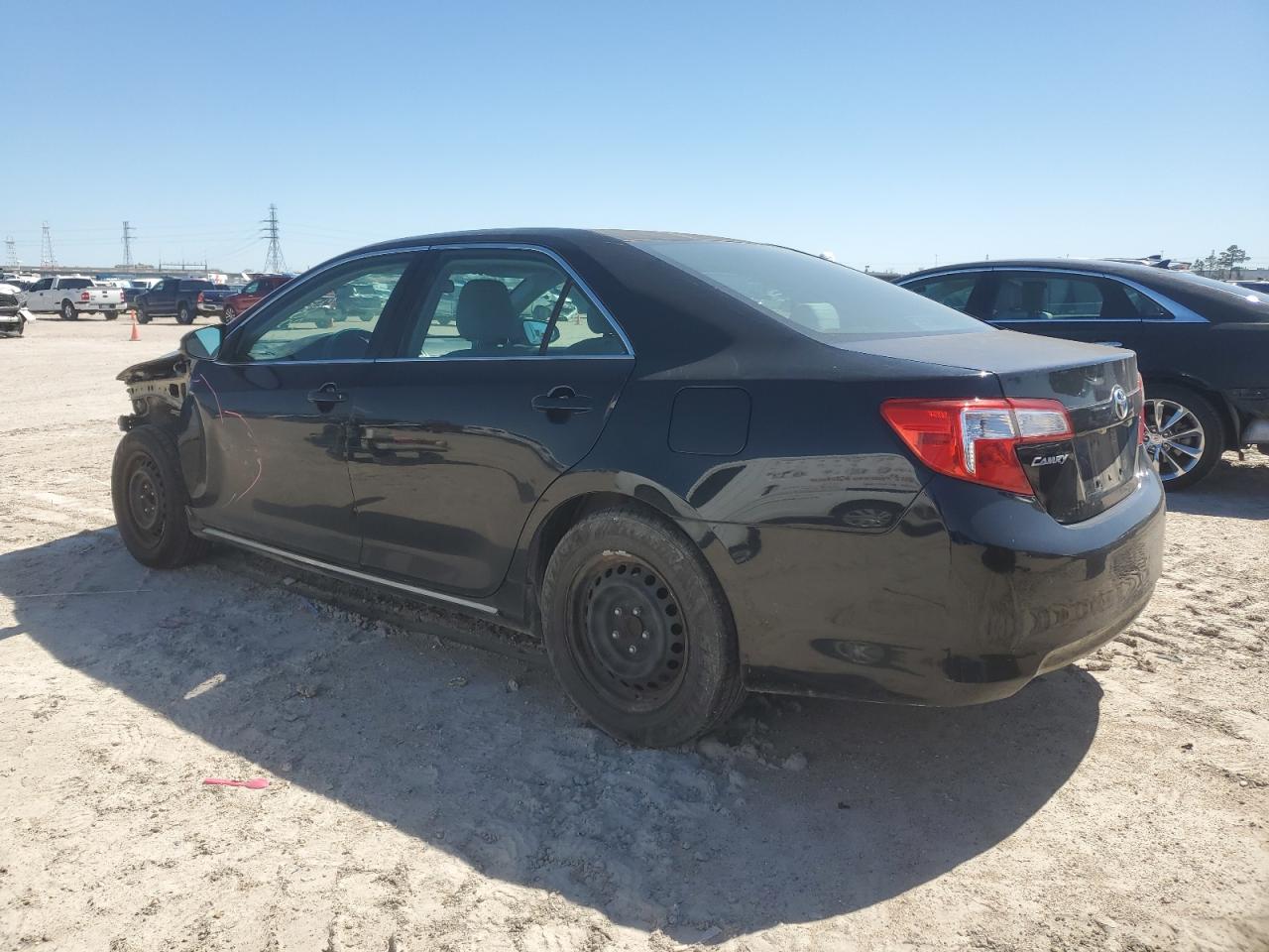 2014 Toyota Camry - Image 2