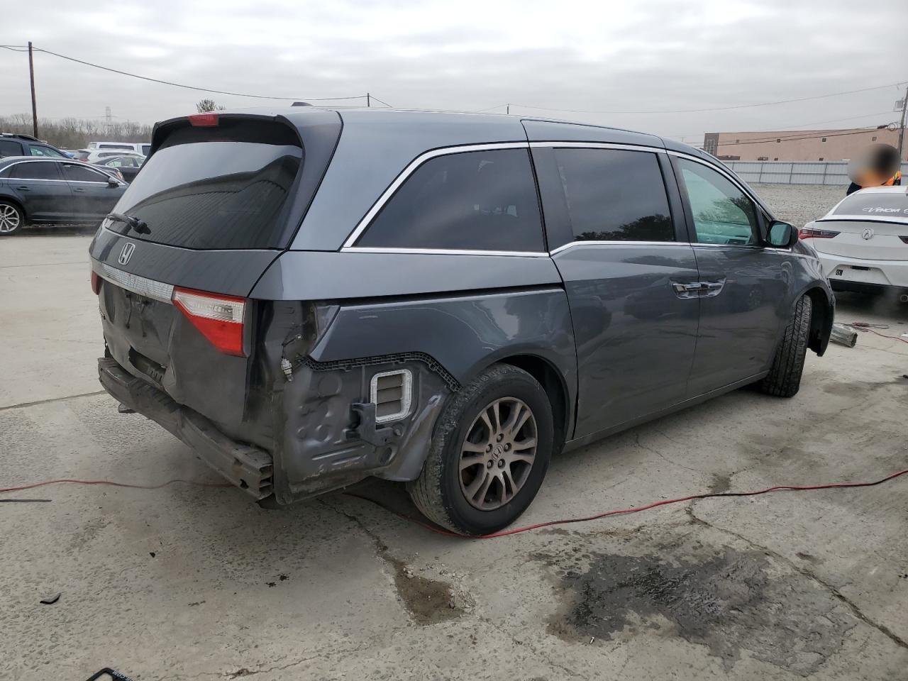 2011 Honda Odyssey - Image 3