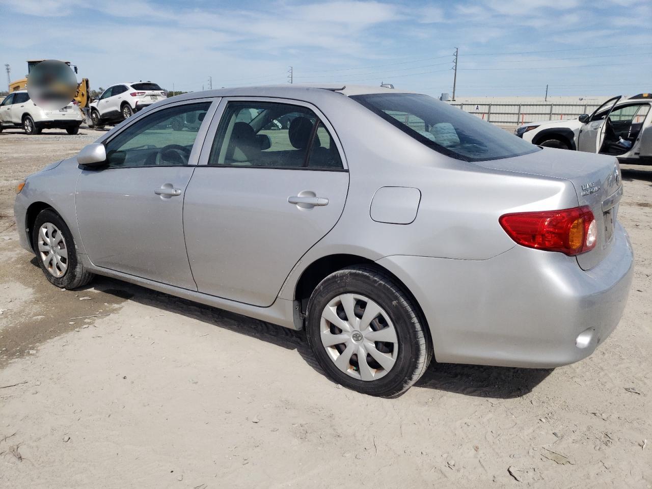 2010 Toyota Corolla - Image 2