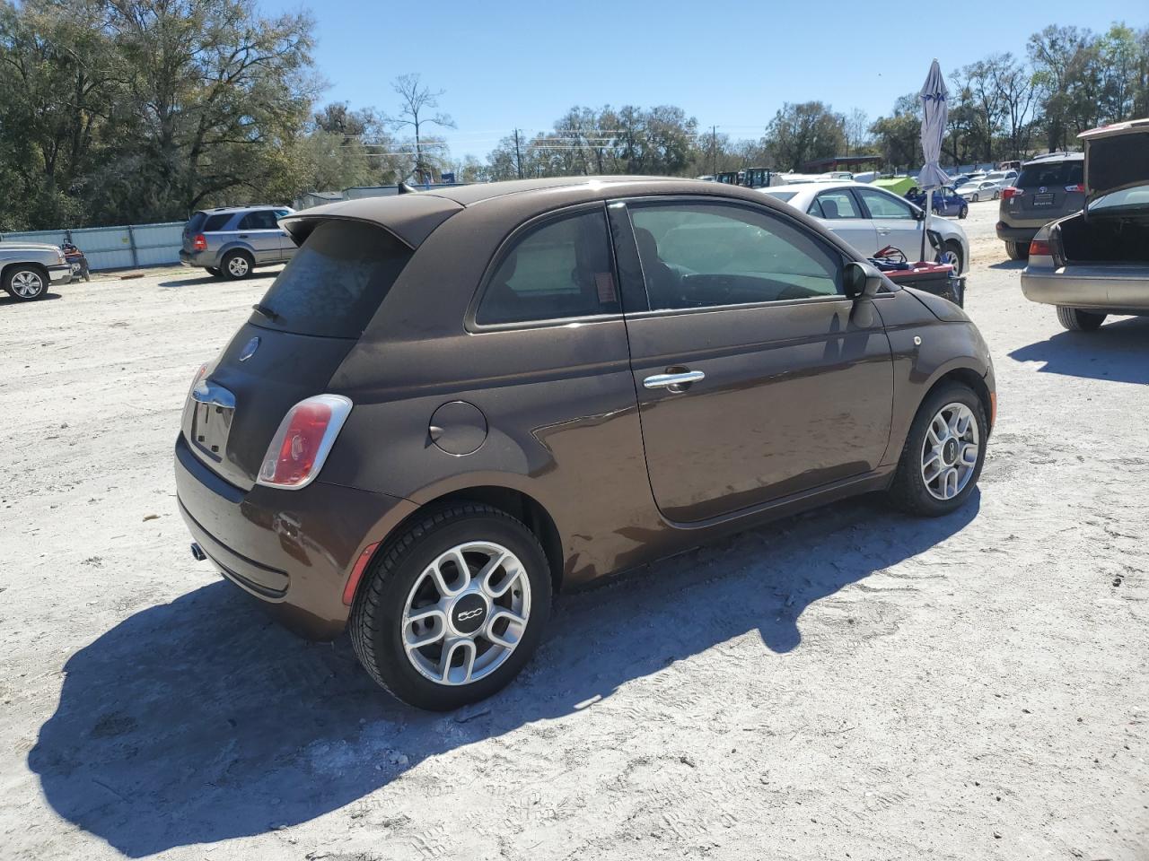 2015 Fiat 500 - Image 3