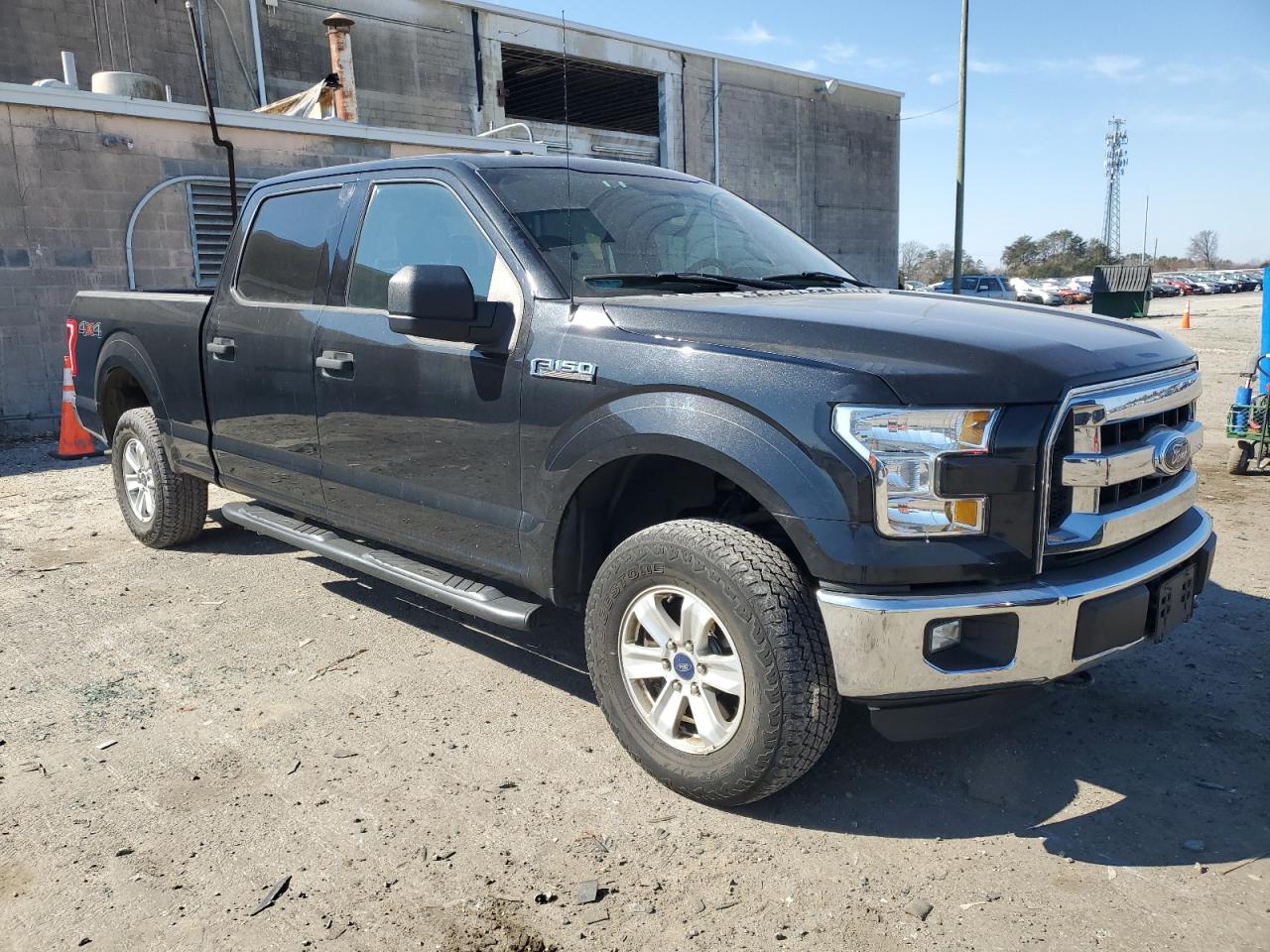 2015 Ford F-150 - Image 4