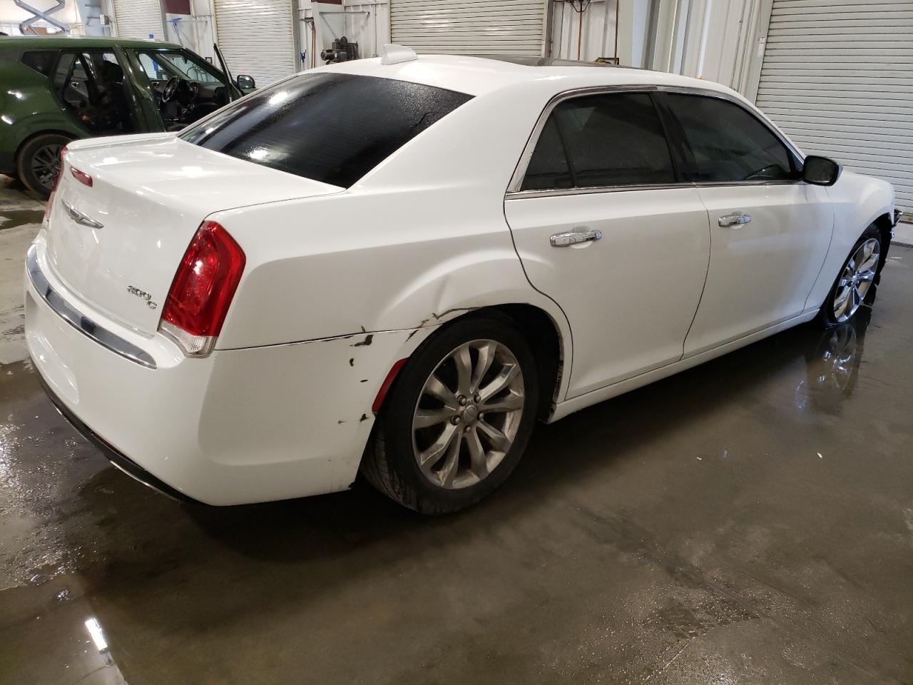 2016 Chrysler 300 - Image 3