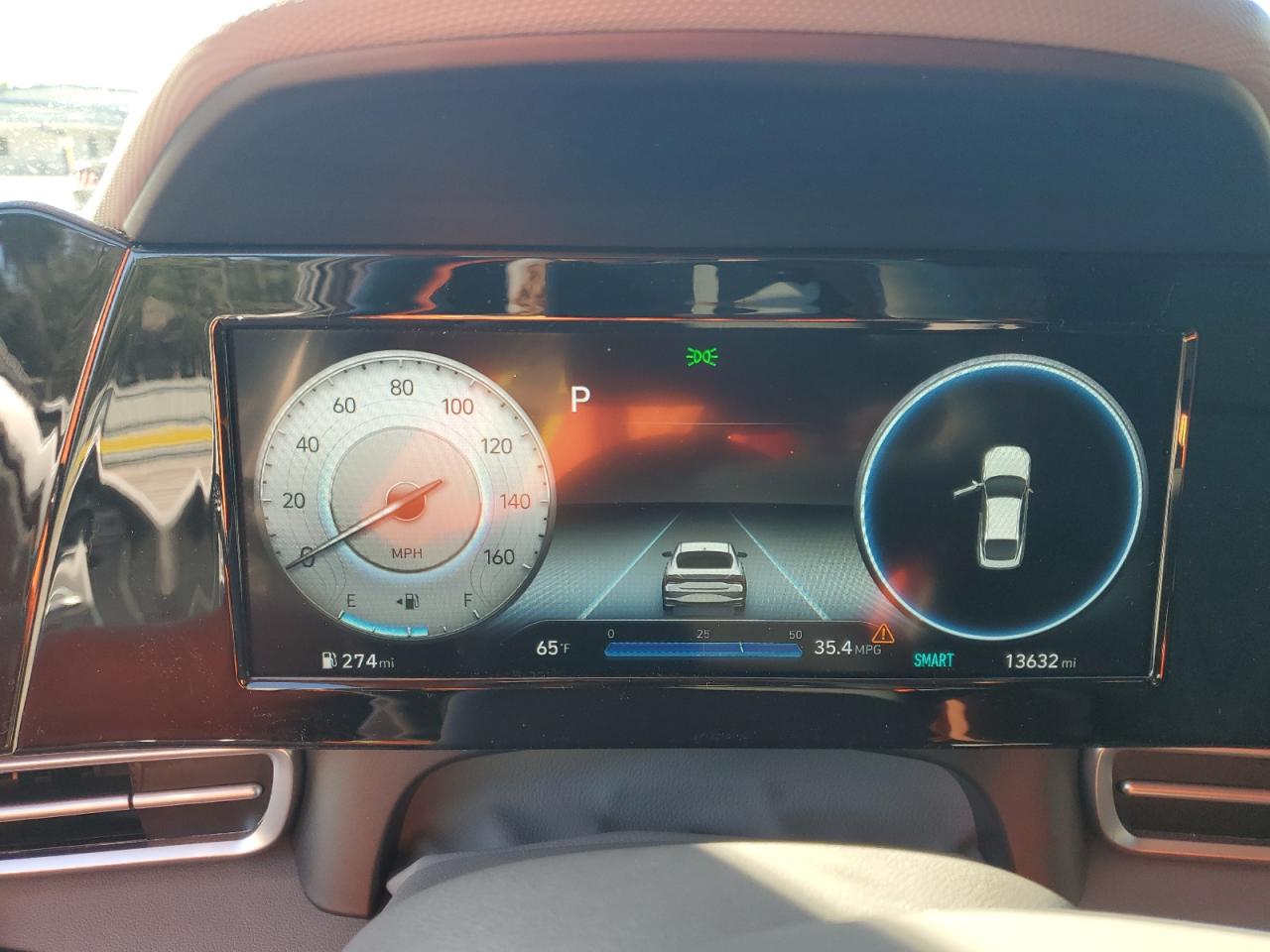 2022 Hyundai Elantra - Image 9