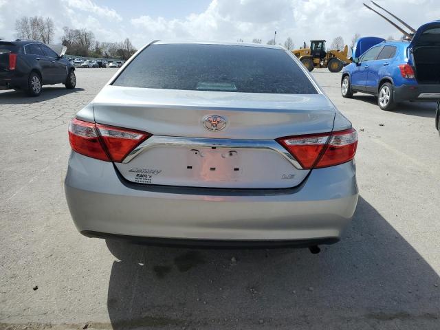  TOYOTA CAMRY 2015 Сріблястий