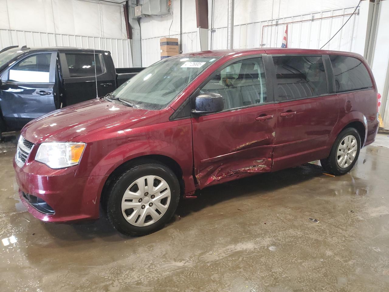 2017 Dodge Caravan - Image 1