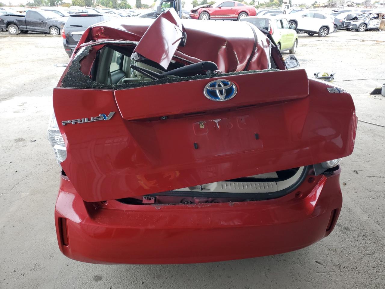 2012 Toyota Prius - Image 6