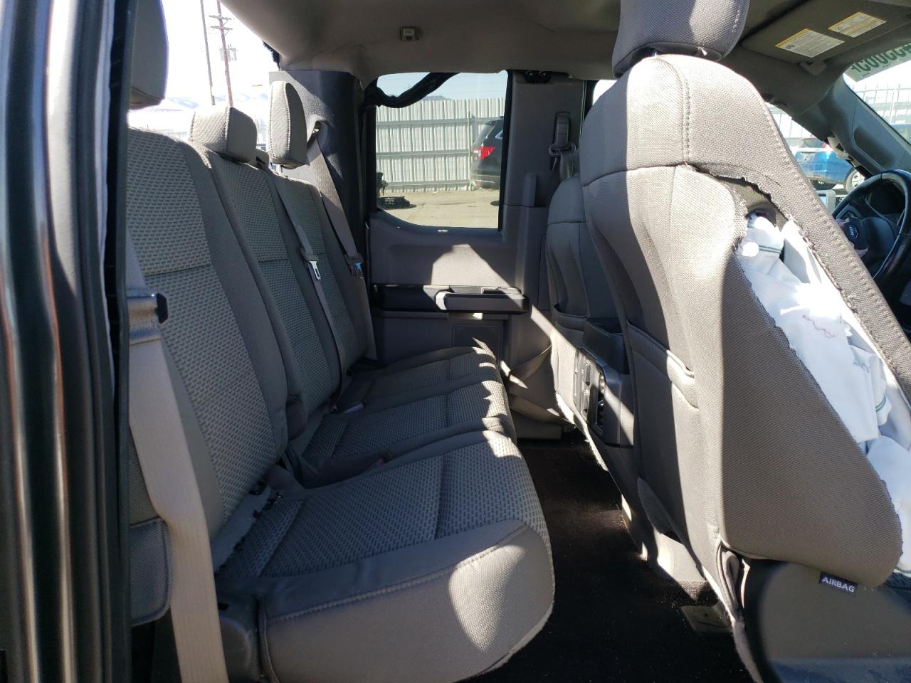 2015 Ford F-150 - Image 10