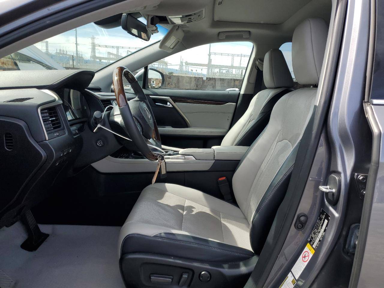 2019 Lexus RX - Image 7