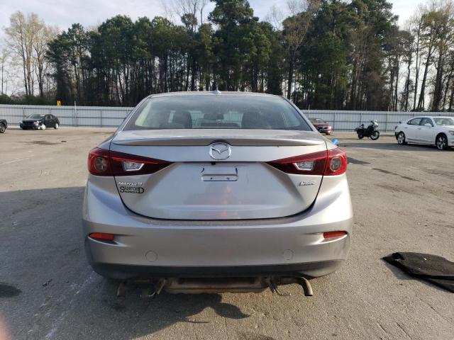  MAZDA 3 2016 Silver