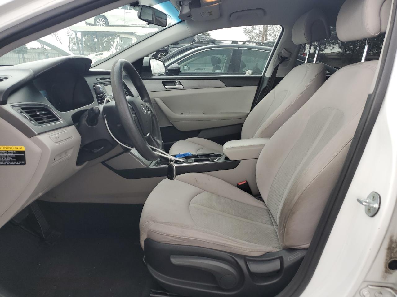 2015 Hyundai Sonata - Image 7