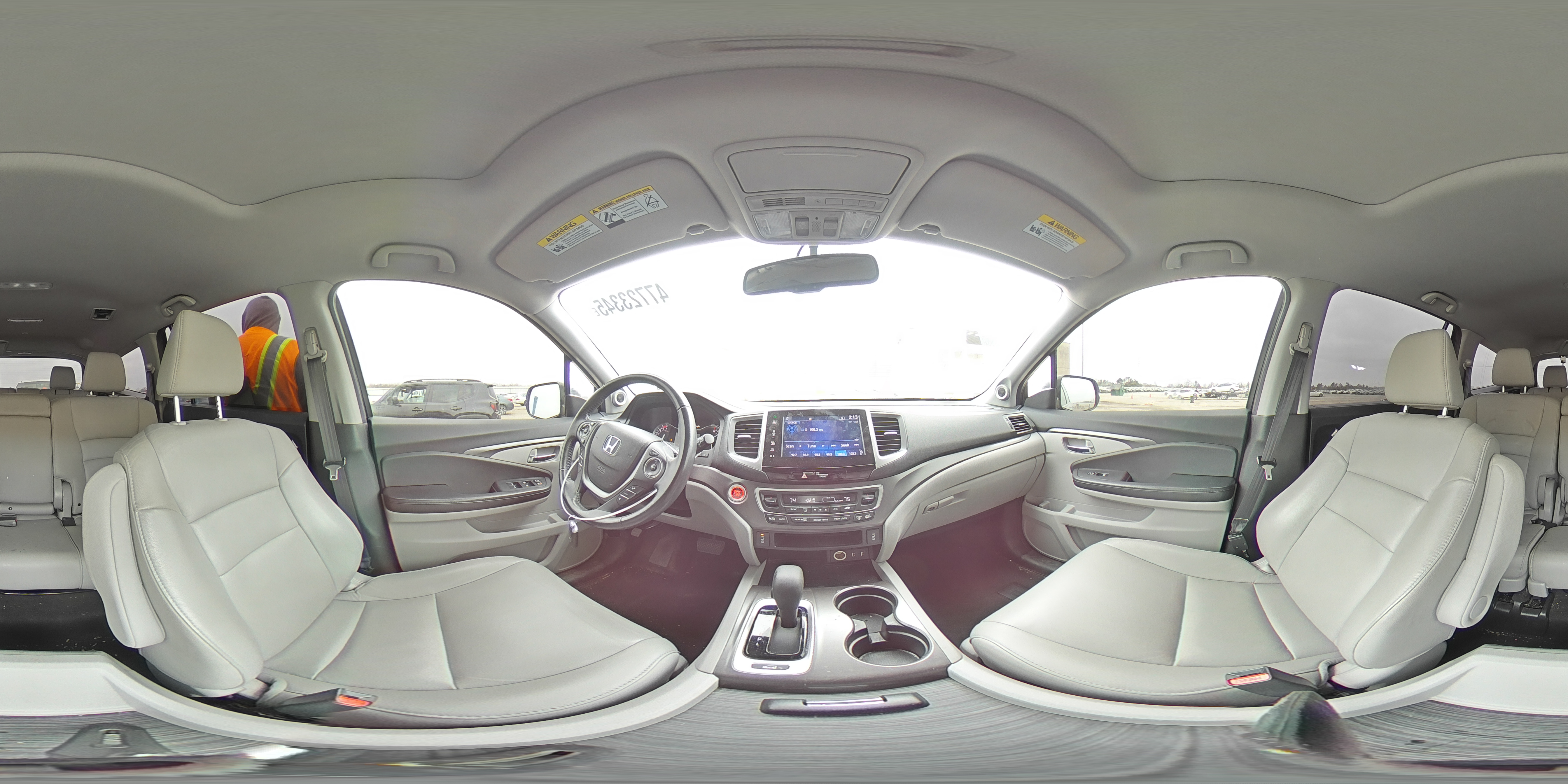 2016 Honda Pilot - Image 13