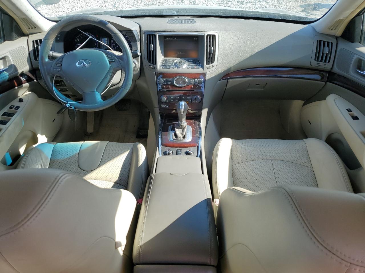 2011 Infiniti G - Image 8