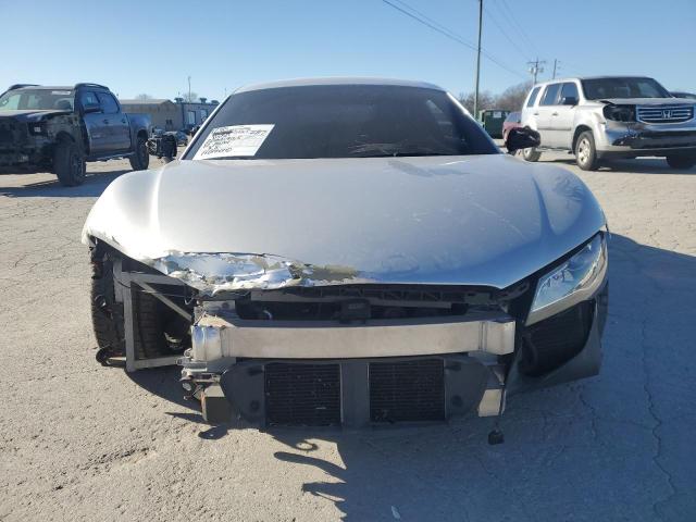 Купе AUDI R8 2012 Серебристый