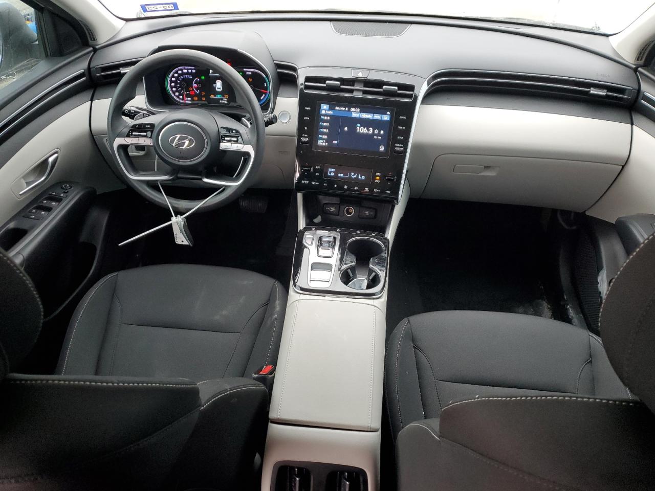 2022 Hyundai Tucson - Image 8