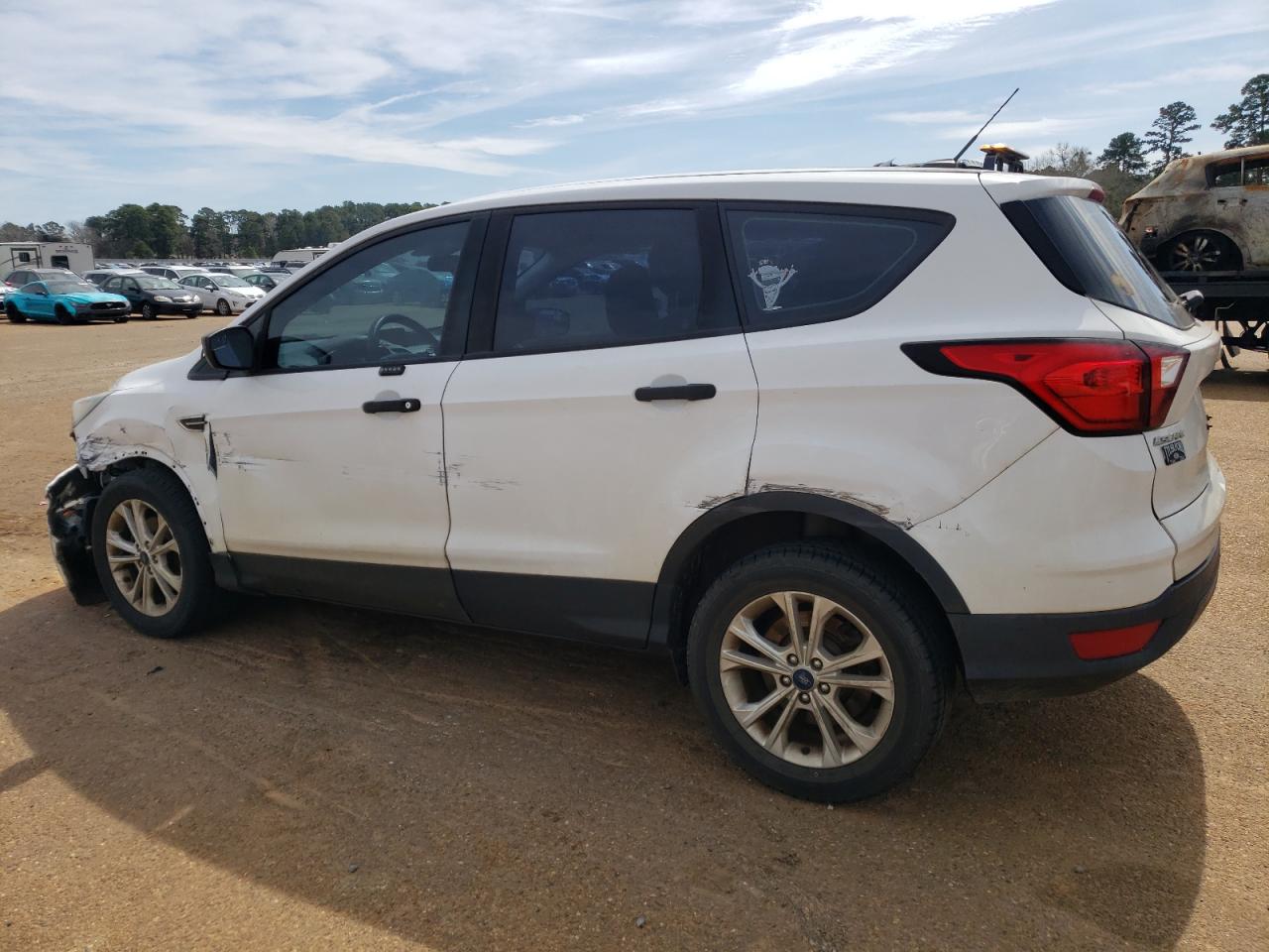 1FMCU0F75KUB26464 FORD ESCAPE 2019