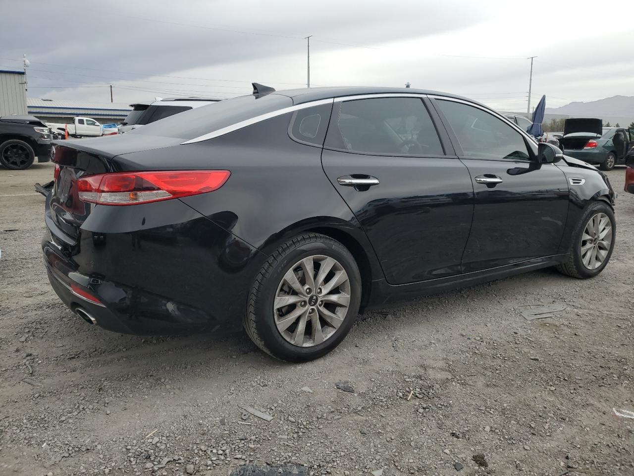 2018 Kia Optima - Image 3