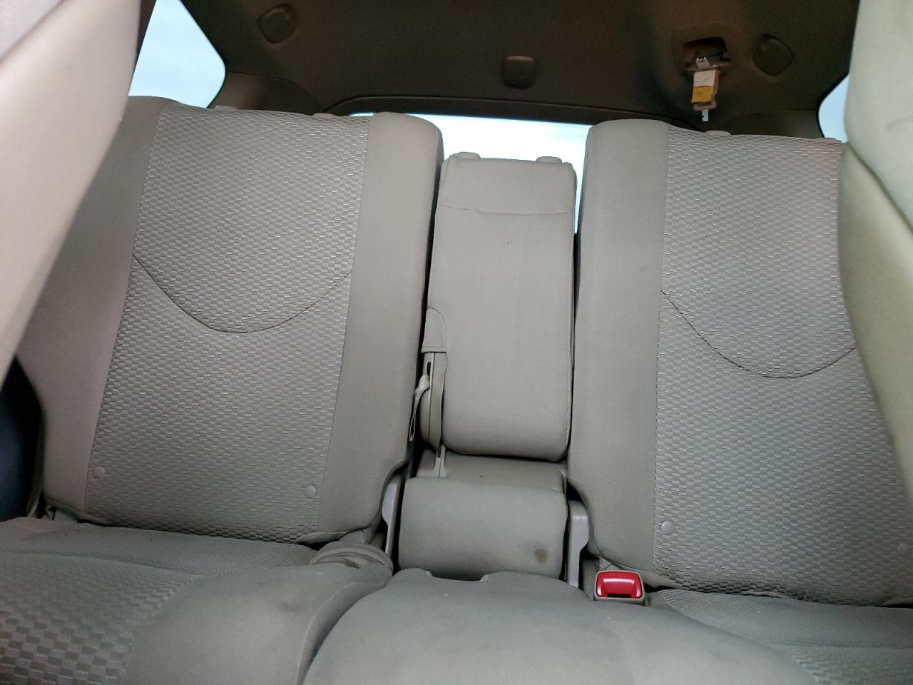 2012 Toyota RAV 4 - Image 10