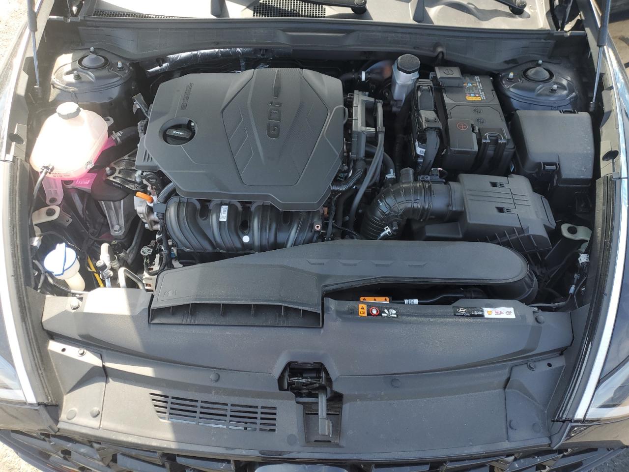 2023 Hyundai Sonata - Image 11