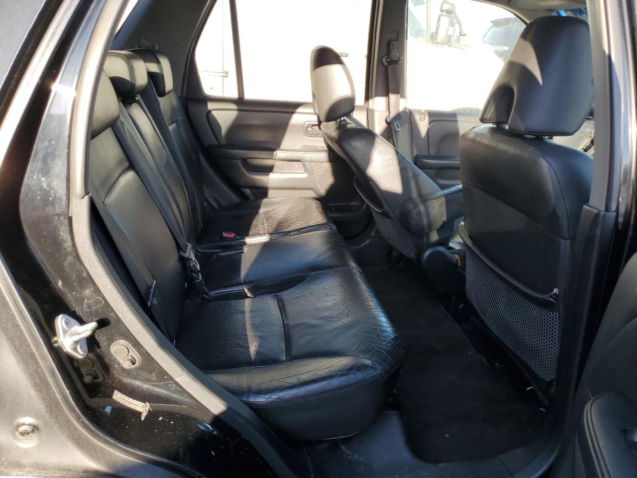 2006 Honda CR-V - Image 10