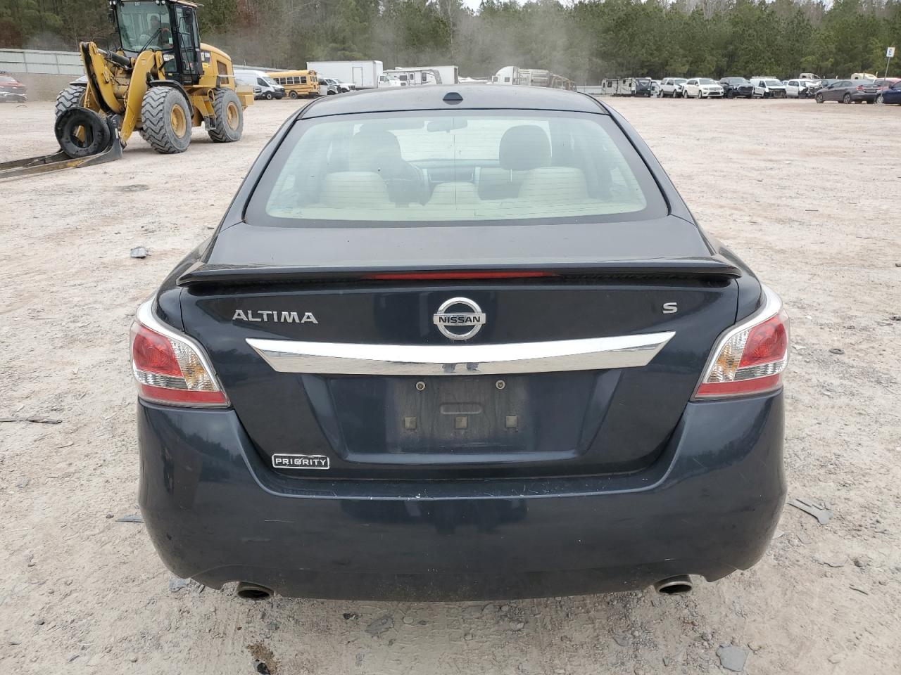 2015 Nissan Altima - Image 6