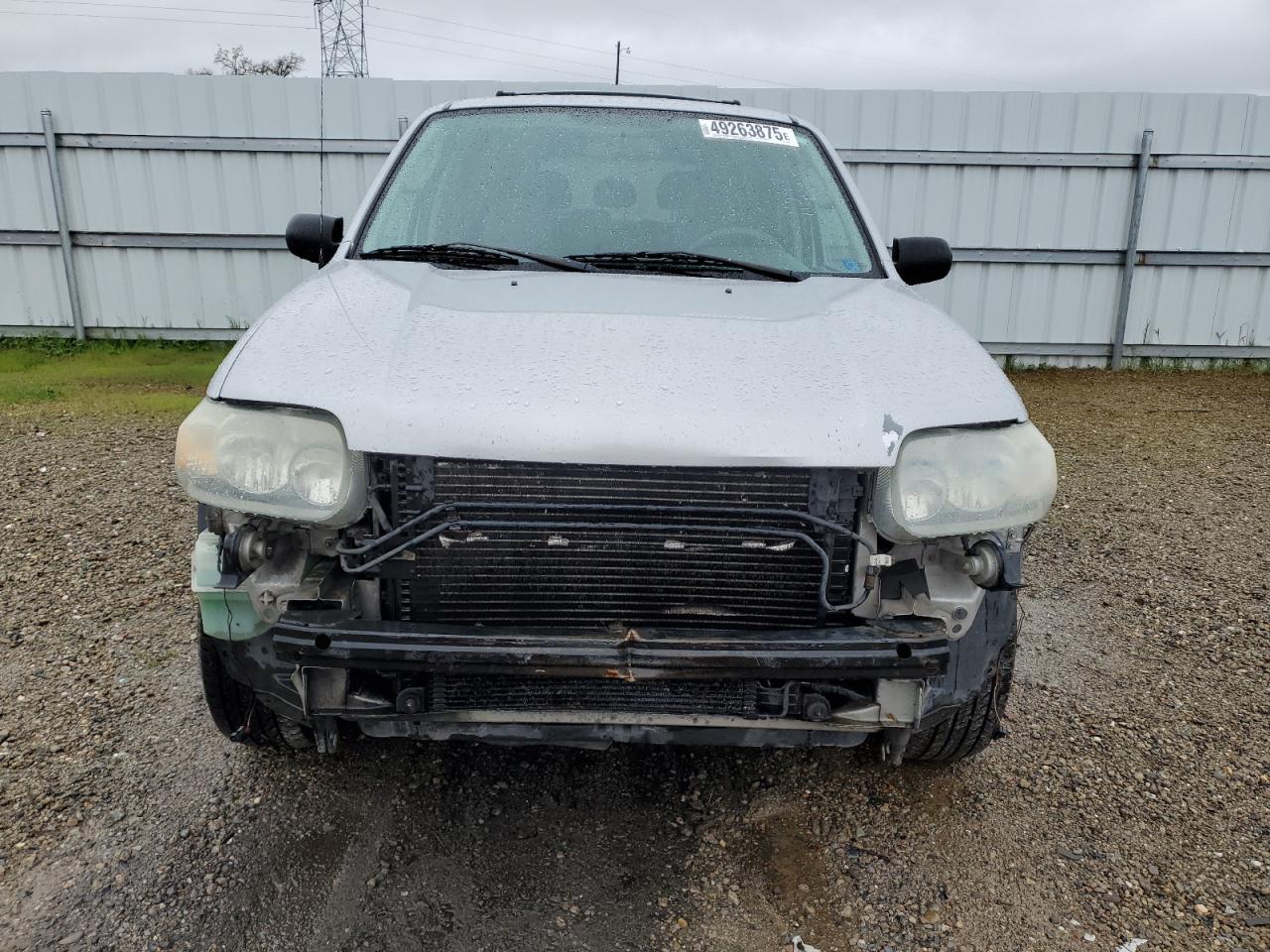 2005 Ford Escape - Image 5
