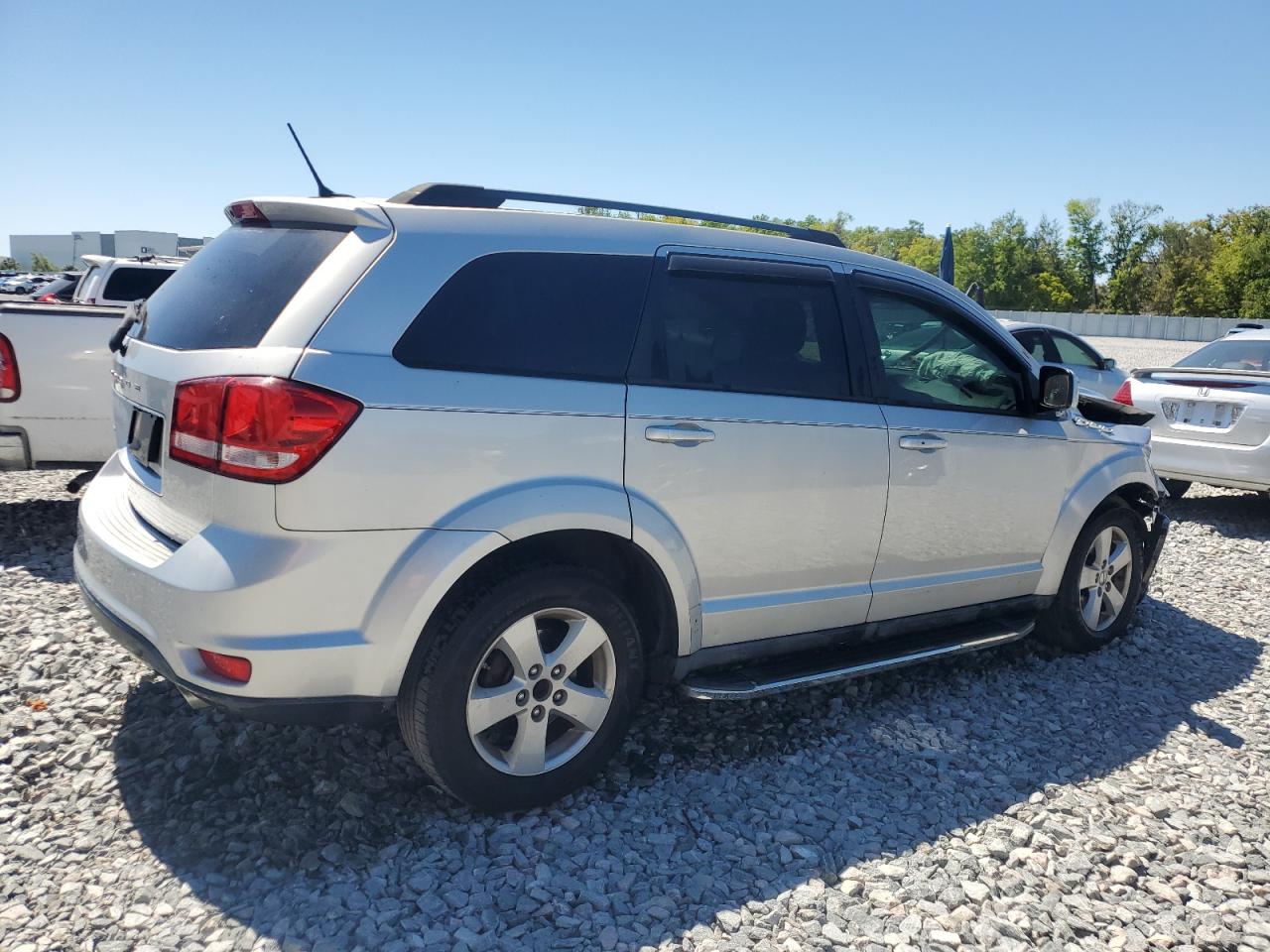 2011 Dodge Journey - Image 3