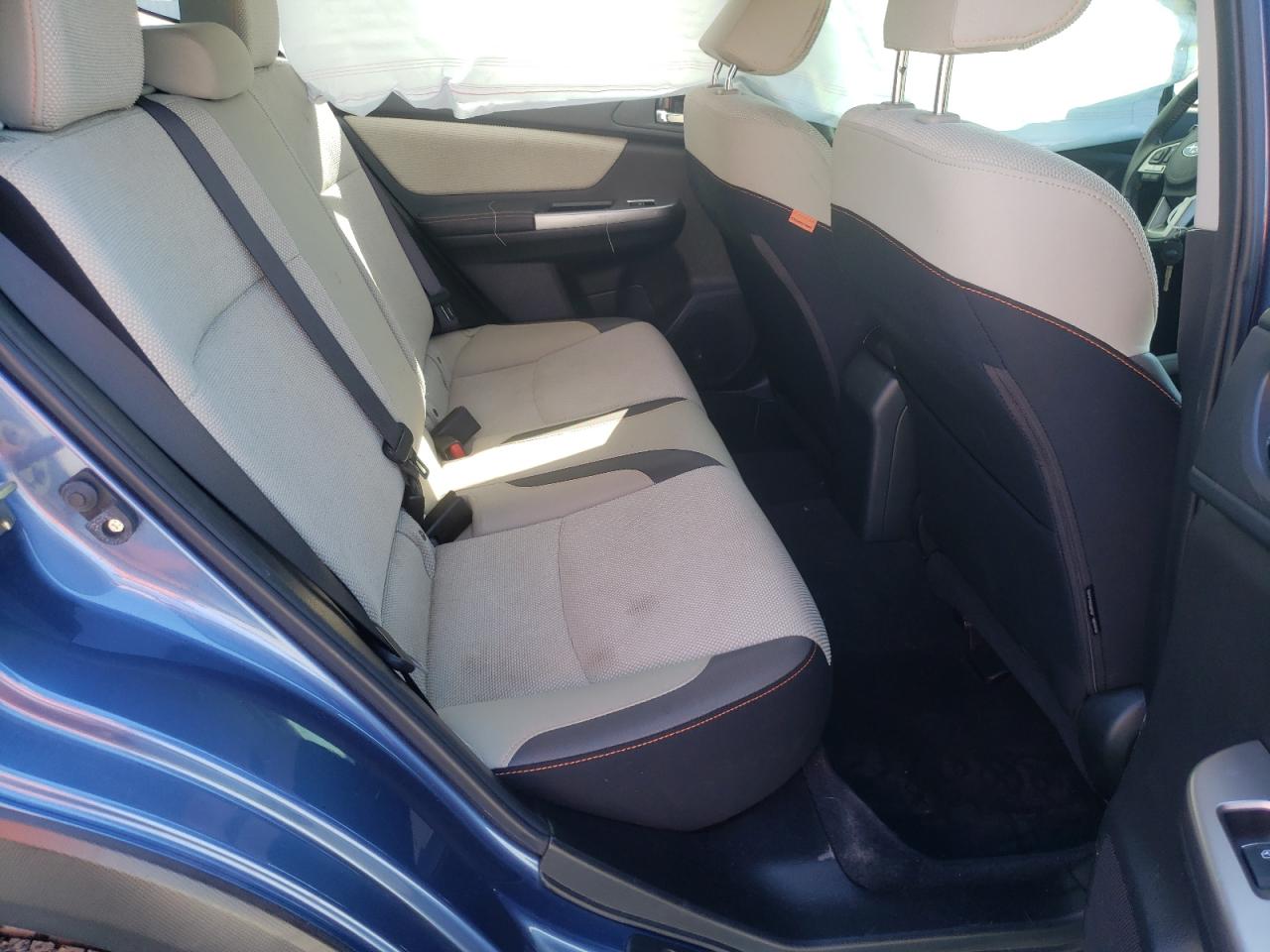 2017 Subaru XV - Image 10