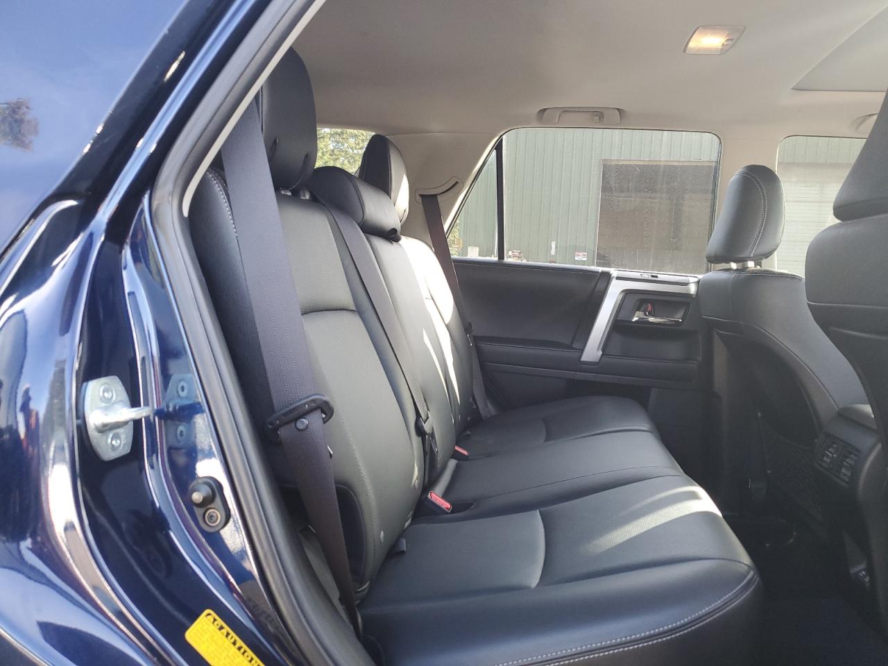 2020 Toyota 4Runner - Image 11