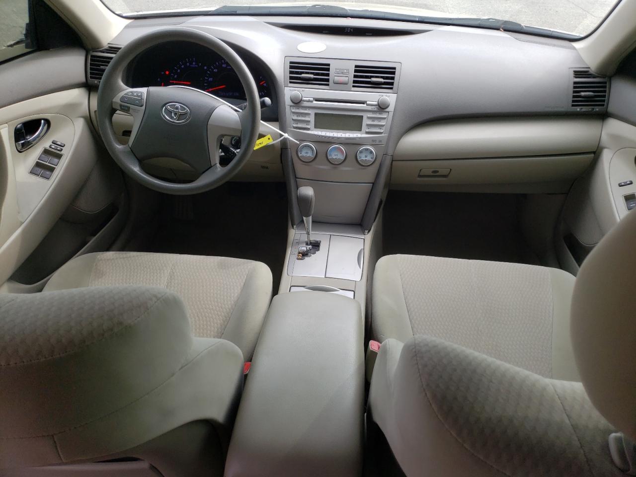 2011 Toyota Camry - Image 8