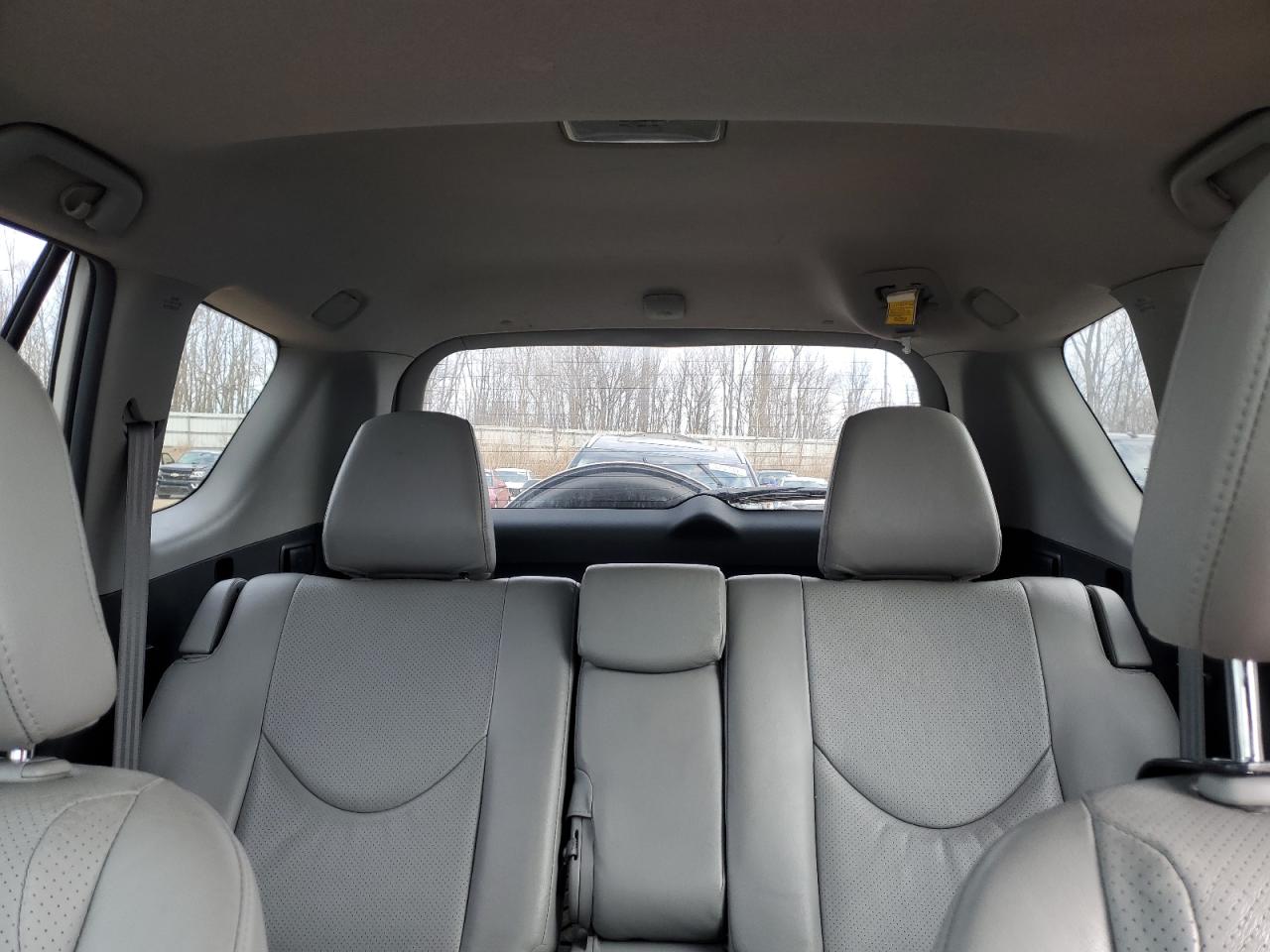 2012 Toyota RAV 4 - Image 10