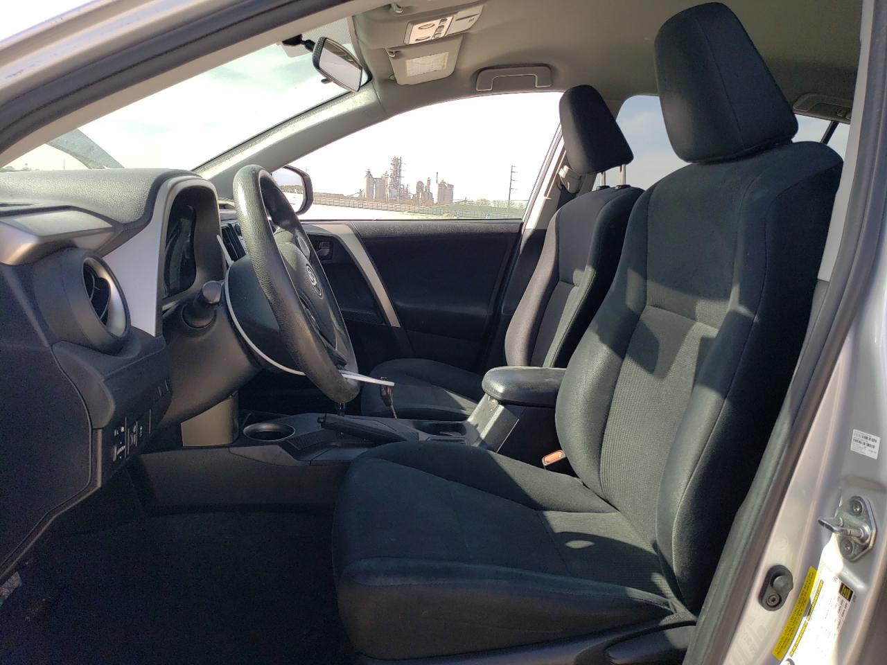 2015 Toyota RAV 4 - Image 7