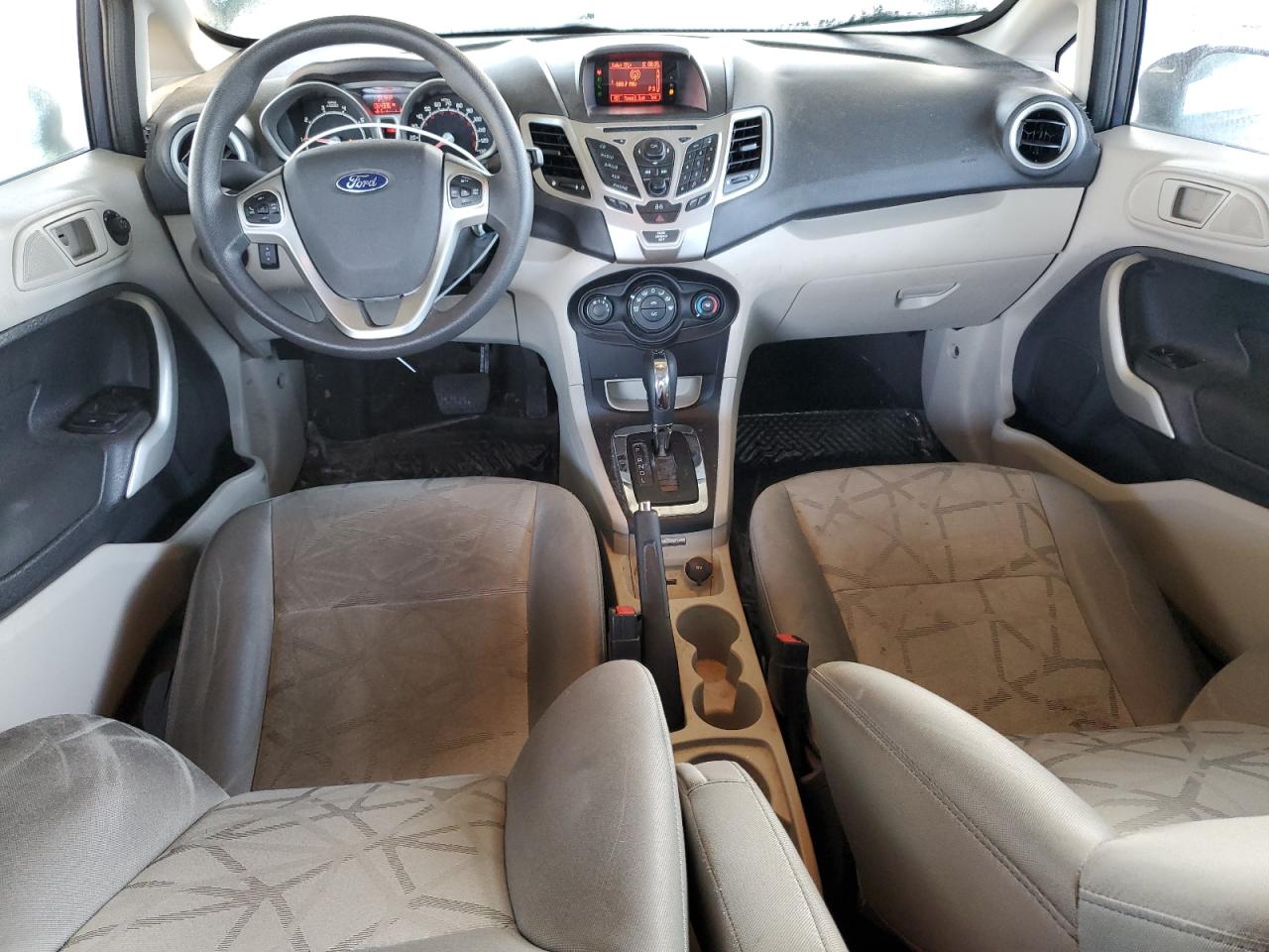 2013 Ford Fiesta - Image 8