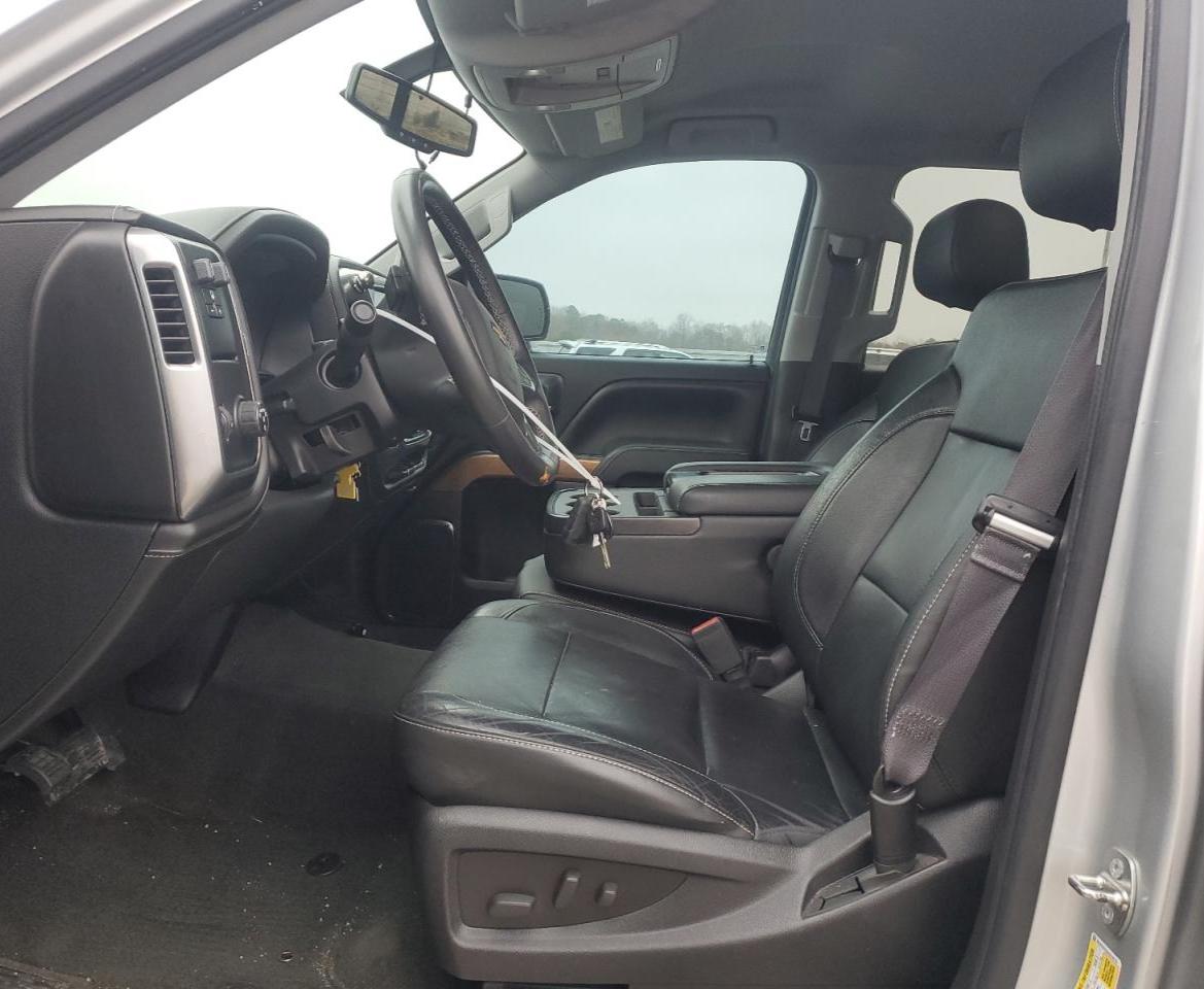 2015 Chevrolet Silverado - Image 7