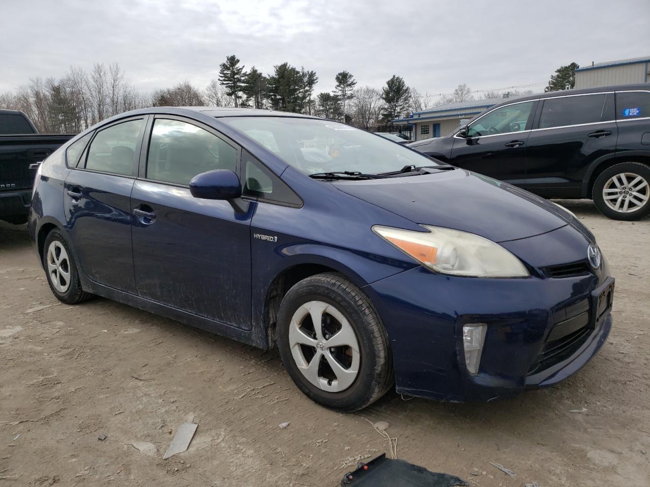 2013 Toyota Prius - Image 4