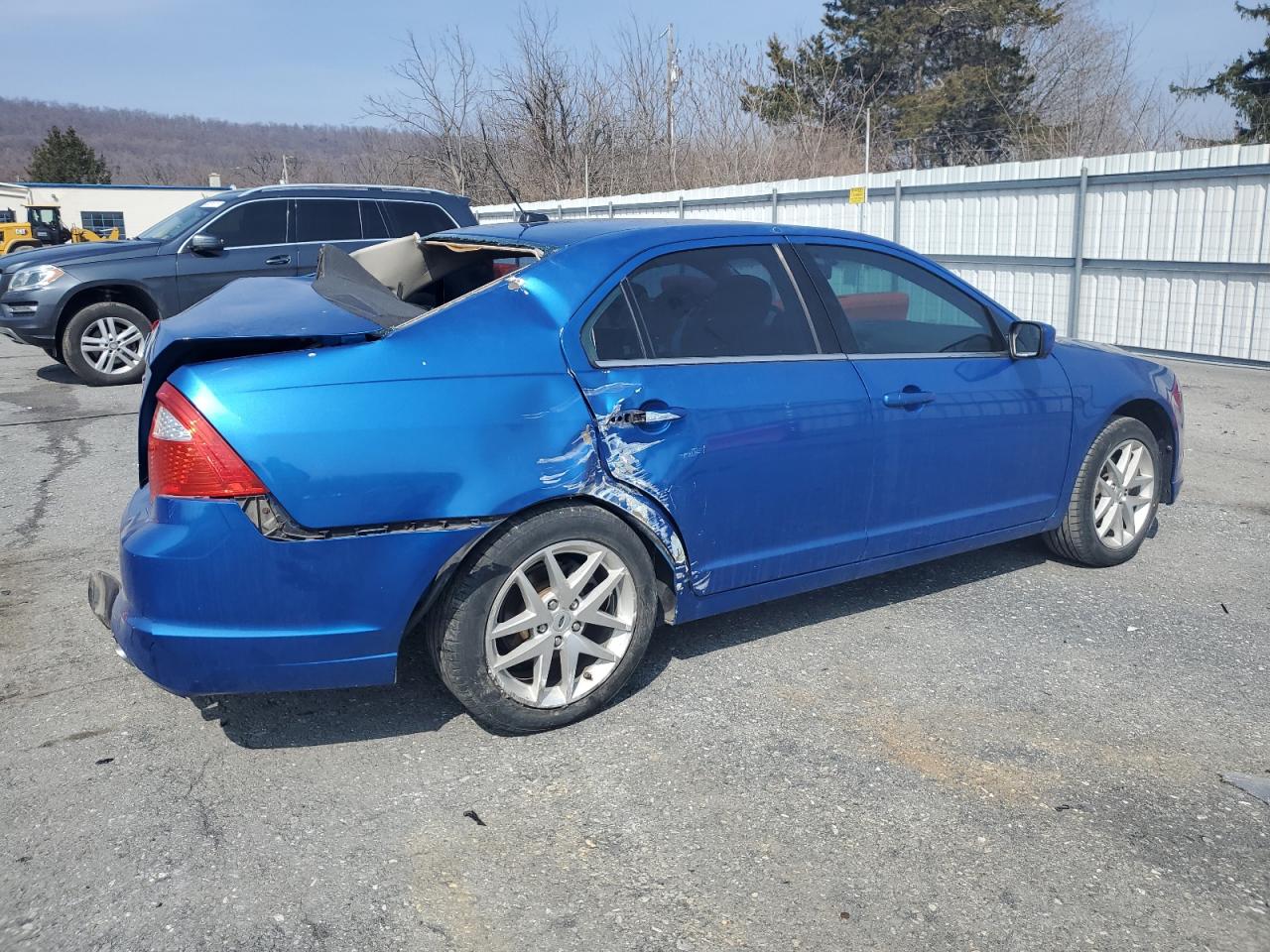 2012 Ford Fusion - Image 3