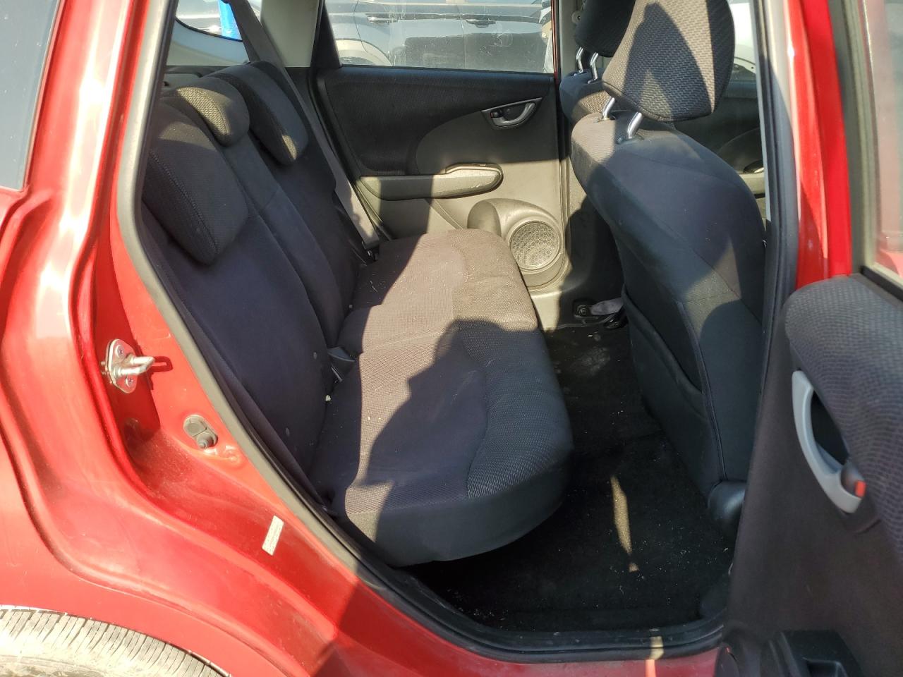 2011 Honda Fit - Image 10