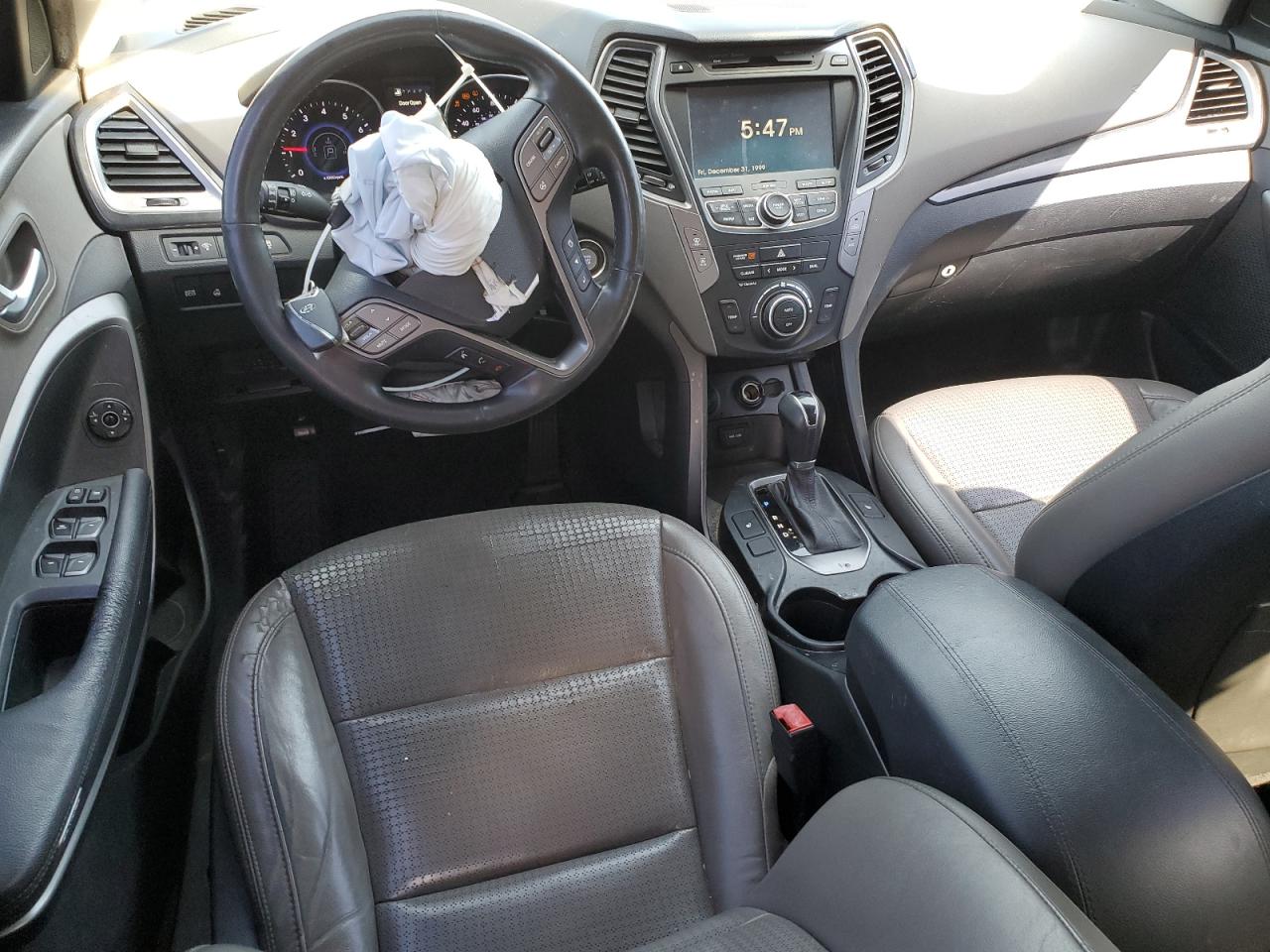 2013 Hyundai Santa Fe - Image 8