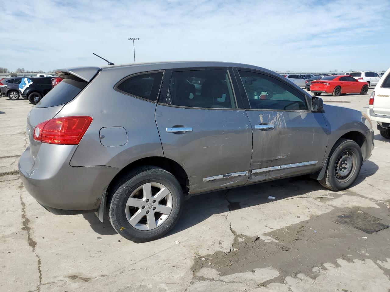 2013 Nissan Rogue - Image 3
