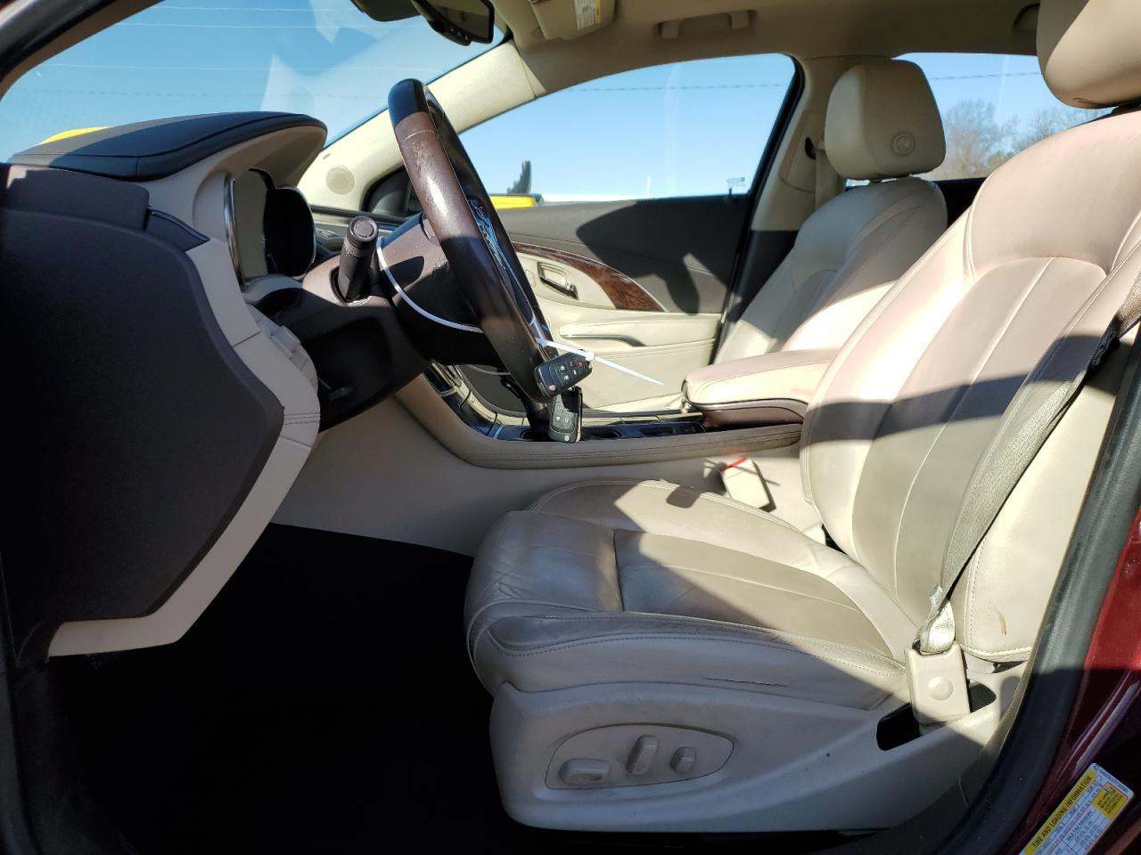 2015 Buick LaCrosse - Image 7