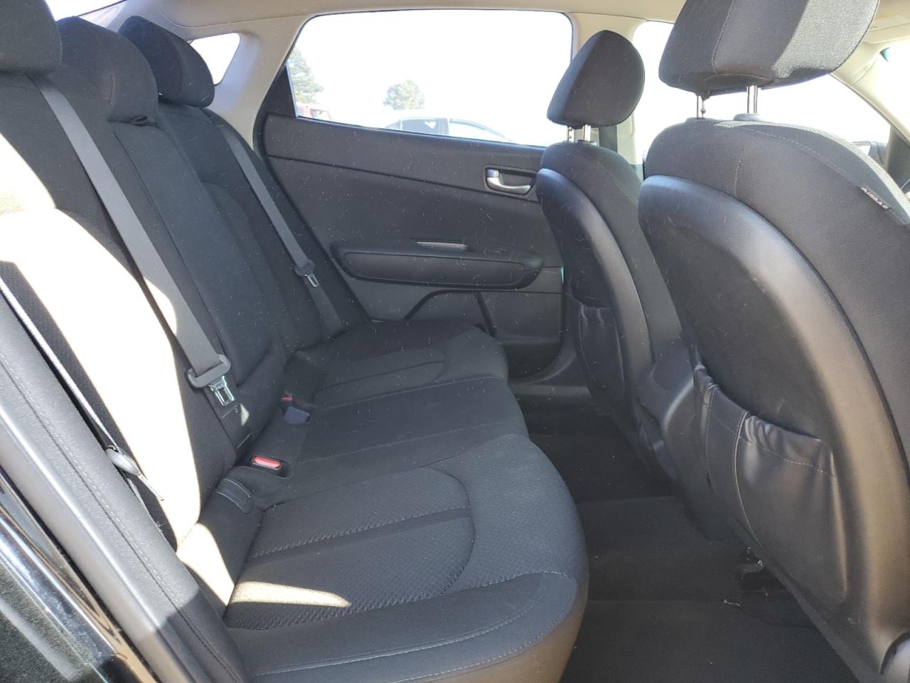 2016 Kia Optima - Image 10
