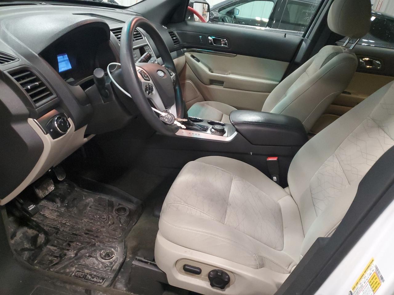 2014 Ford Explorer - Image 7