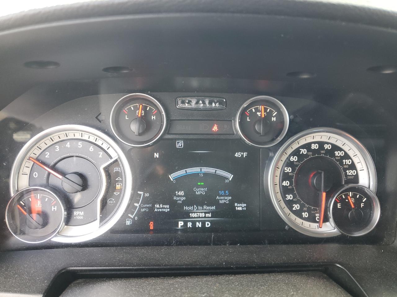 2015 RAM 1500 - Image 9