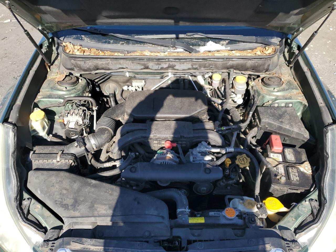 2010 Subaru Outback - Image 11