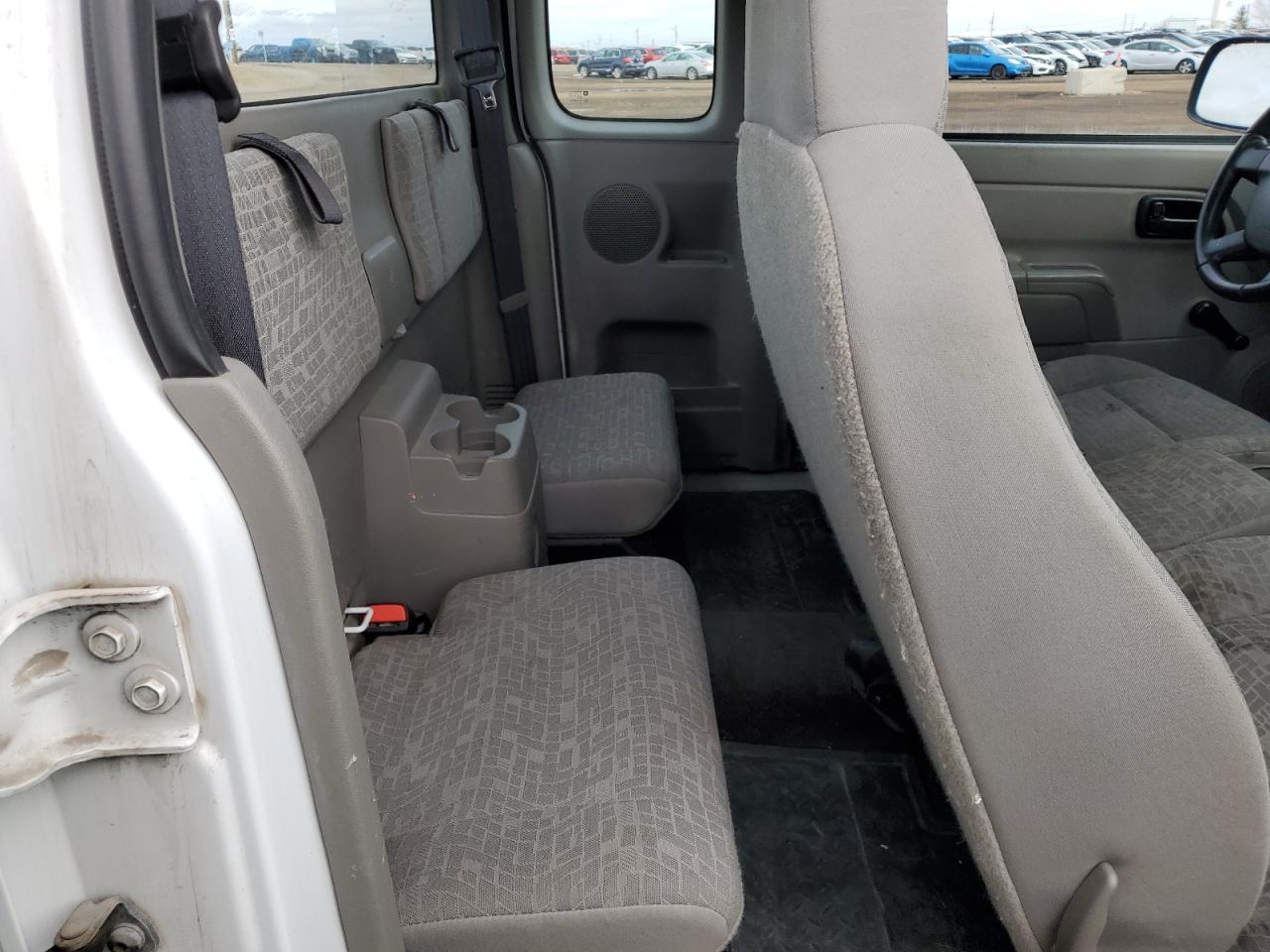 2007 Chevrolet Colorado - Image 10