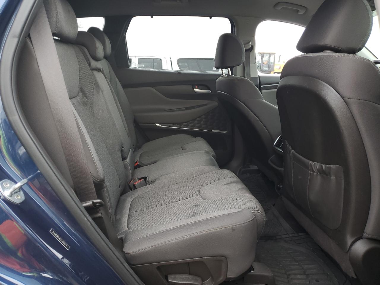 2020 Hyundai Santa Fe - Image 11