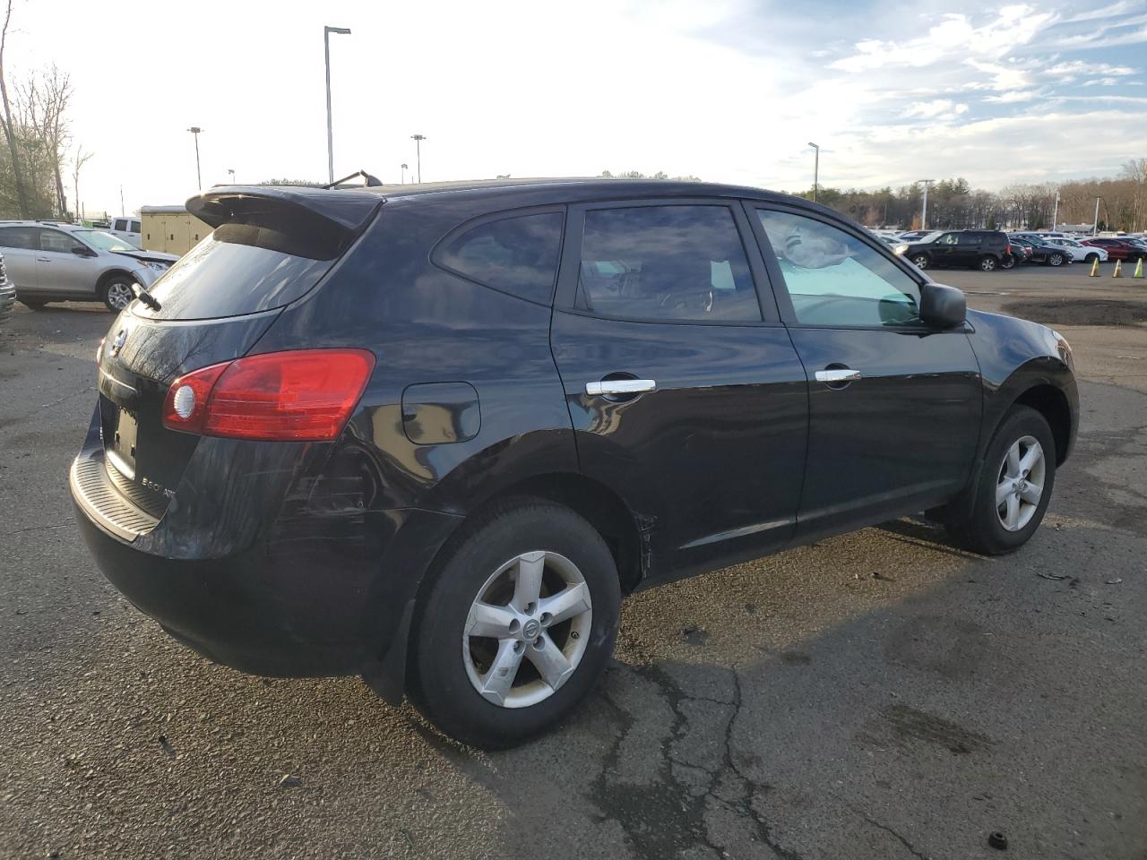 2010 Nissan Rogue - Image 3