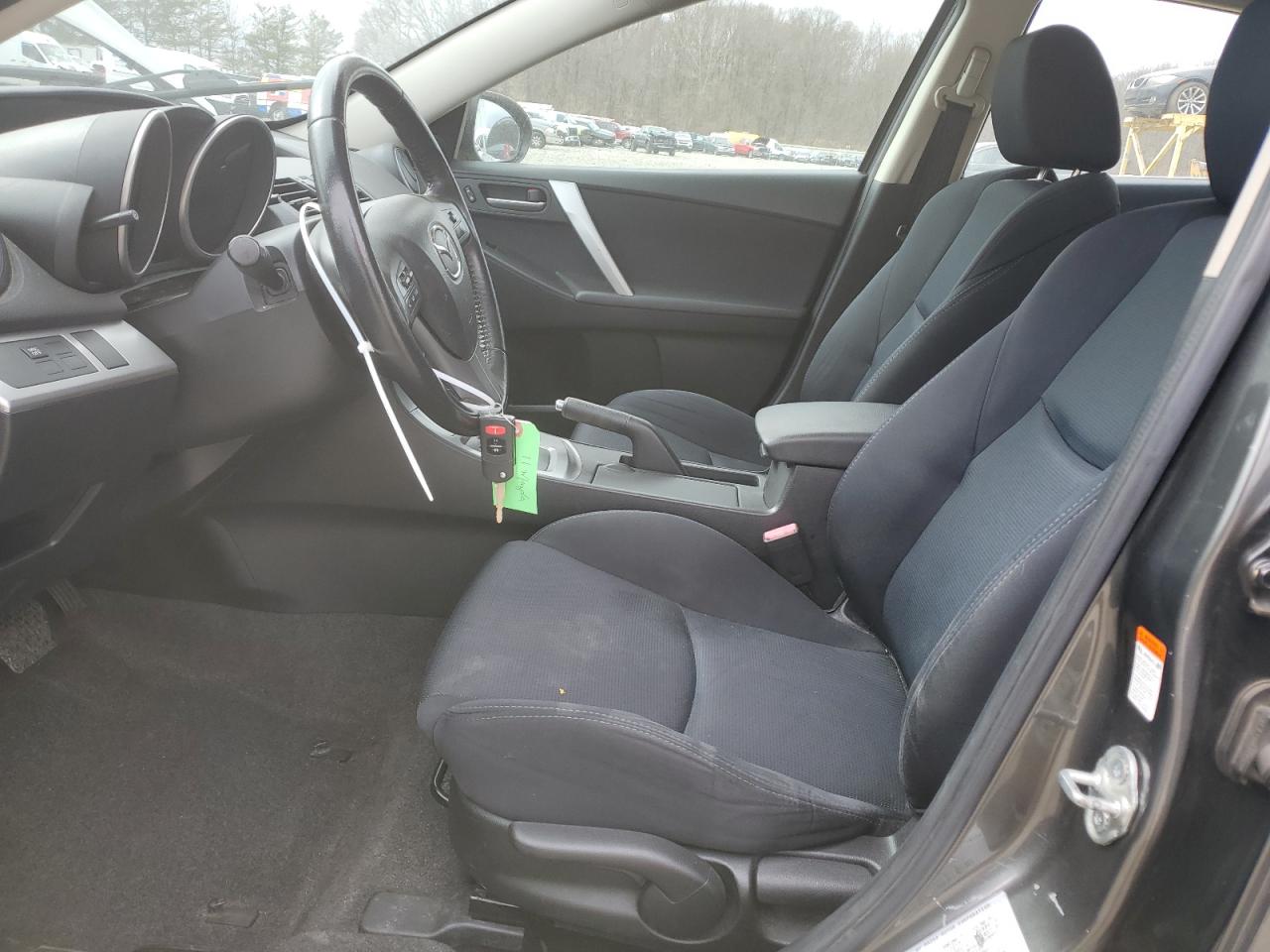 2011 Mazda 3 - Image 7