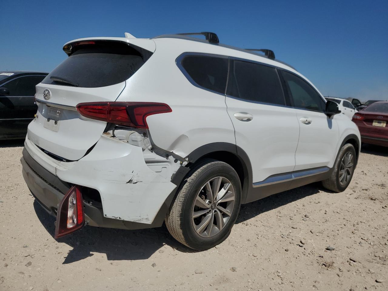 2020 Hyundai Santa Fe - Image 3