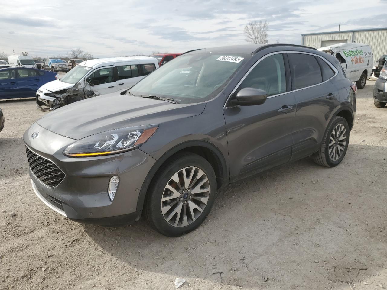 2021 Ford Escape Titanium en Venta en Kansas City, KS - Stripped