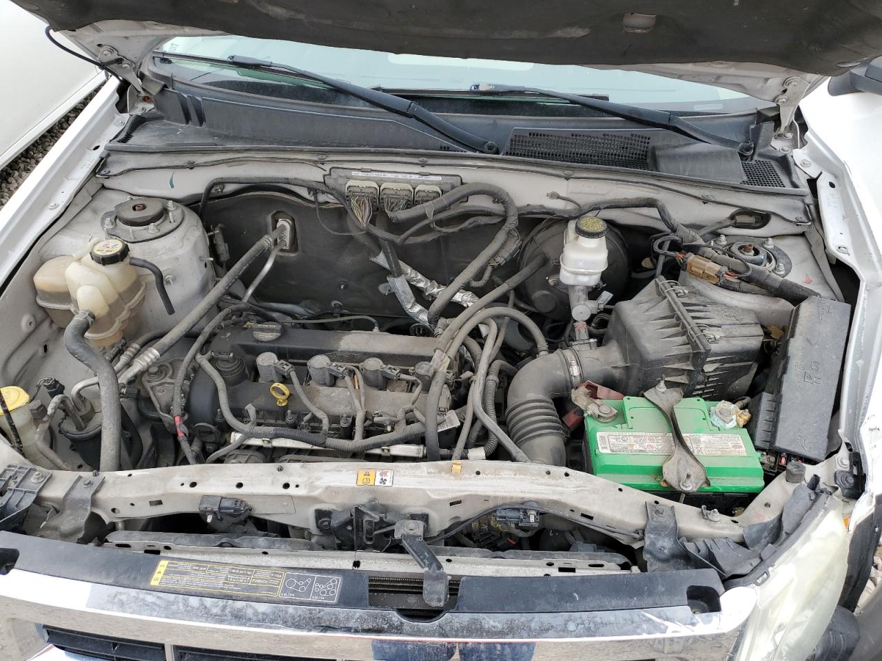 2011 Ford Escape - Image 13